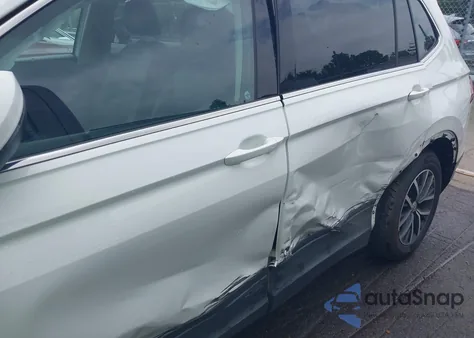 2019 Volkswagen Tiguan 2.0T Se/2.0T Sel/2.0T Sel R-Line/2.0T Sel R-Line Black из США, поврежденный, VIN 3VV2B7AX6KM149425